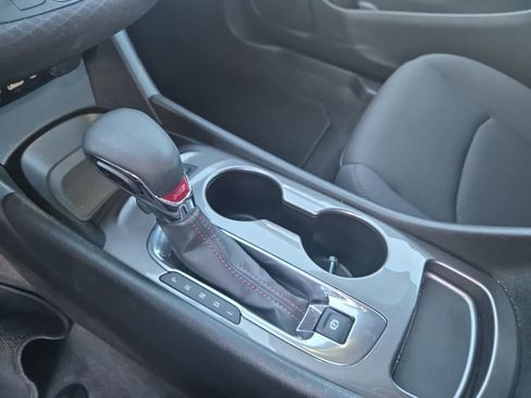 Used 2023 Chevrolet Malibu RS image 25