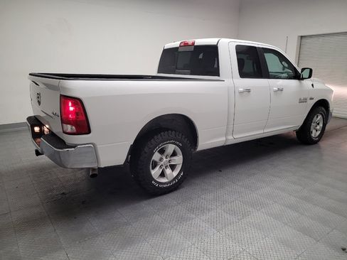 Used 2015 RAM 1500 Classic SLT AWD/4WD image 10