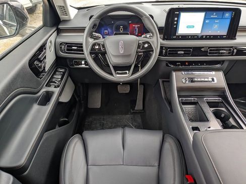 New 2026 Lincoln Aviator Reserve AWD/4WD image 16