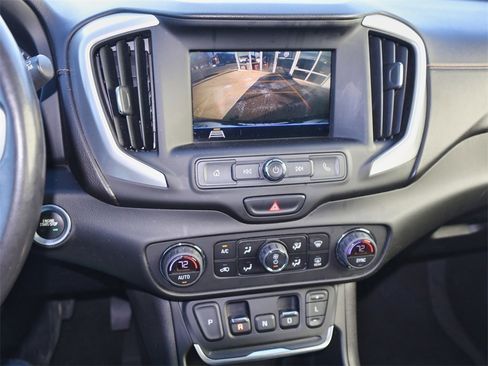 Used 2018 GMC Terrain SLE w/ Driver Convenience Package image 19