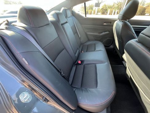 Used 2025 Nissan Altima 2.5 SR image 34