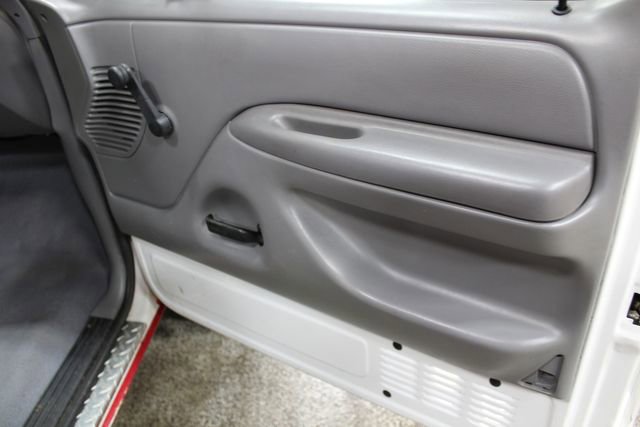 Used 1995 Ford F350 4x4 Regular Cab image 18