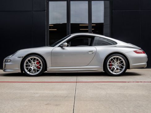 Used 2006 Porsche 911 Carrera 4S AWD/4WD image 2