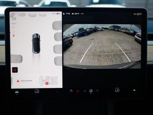 Used 2023 Tesla Model 3 Standard Range RWD image 32