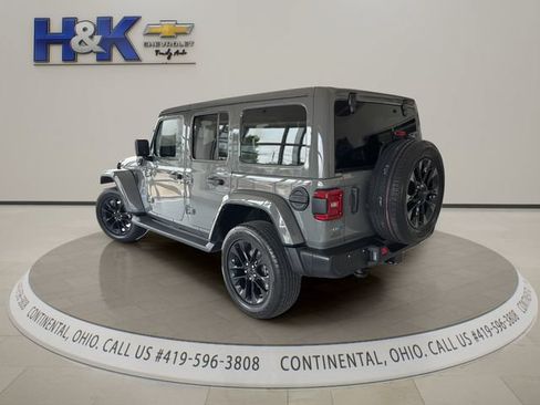 Used 2021 Jeep Wrangler Unlimited Sahara w/ Cold Weather Group AWD/4WD image 4