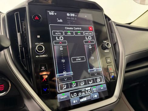 Used 2024 Subaru Crosstrek 2.0i Premium image 21