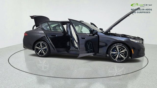 Used 2027 BMW 530i w/ M Sport Package RWD image 20