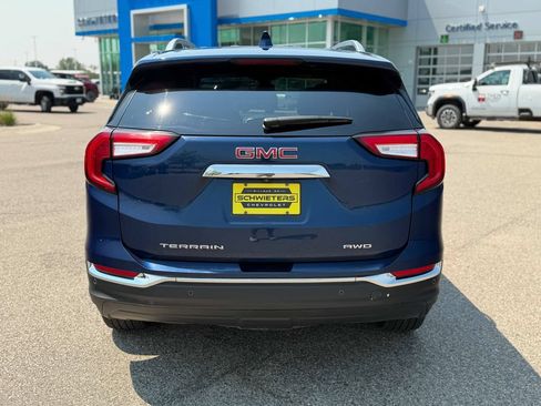 Used 2022 GMC Terrain SLT w/ Infotainment Package II AWD/4WD image 7