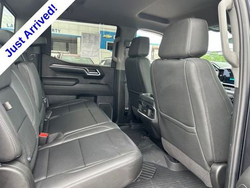 Used 2024 Chevrolet Silverado 1500 LTZ AWD/4WD image 31