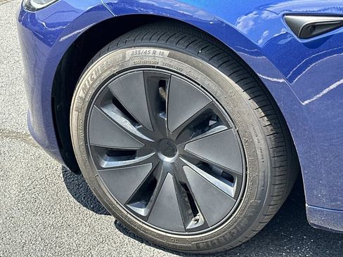 Used 2025 Tesla Model 3 RWD image 33