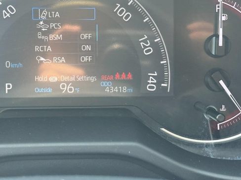 Used 2024 Toyota RAV4 XLE AWD/4WD image 29