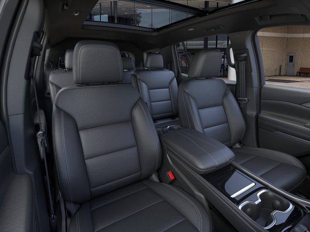 New 2026 Chevrolet Traverse LT w/ Sun and Wheel Package FWD image 16