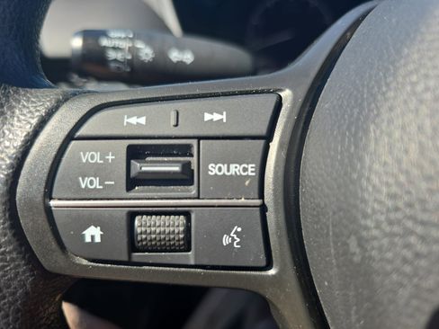 Used 2024 Honda HR-V LX image 16