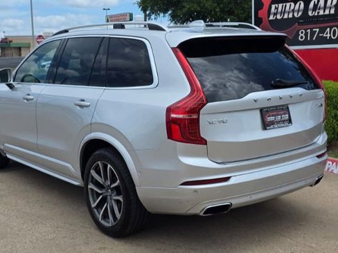 Used 2018 Volvo XC90 T6 Momentum w/ Convenience Package AWD/4WD image 3