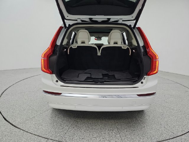 Used 2024 Volvo XC90 B6 Plus w/ Protection Package Premier AWD/4WD image 27