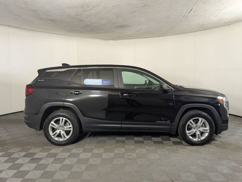 Certified 2024 GMC Terrain SLE image 8