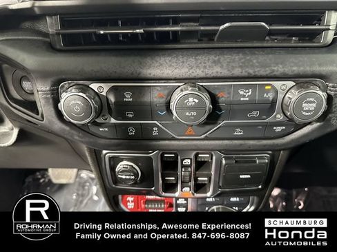 Used 2026 Jeep Gladiator Rubicon AWD/4WD image 10