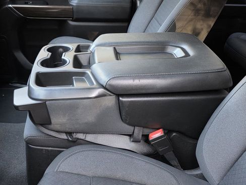 Used 2021 Chevrolet Silverado 1500 LT image 7