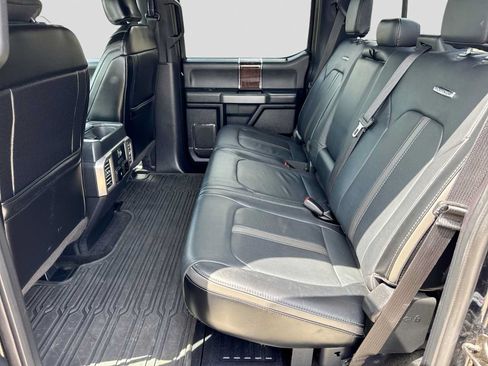 Used 2017 Ford F250 Platinum w/ Platinum Ultimate Package AWD/4WD image 20