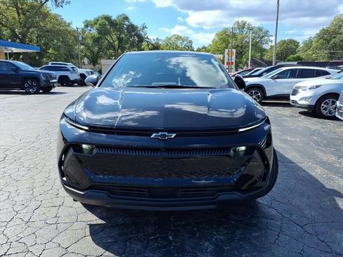 New 2026 Chevrolet Equinox EV LT image 14