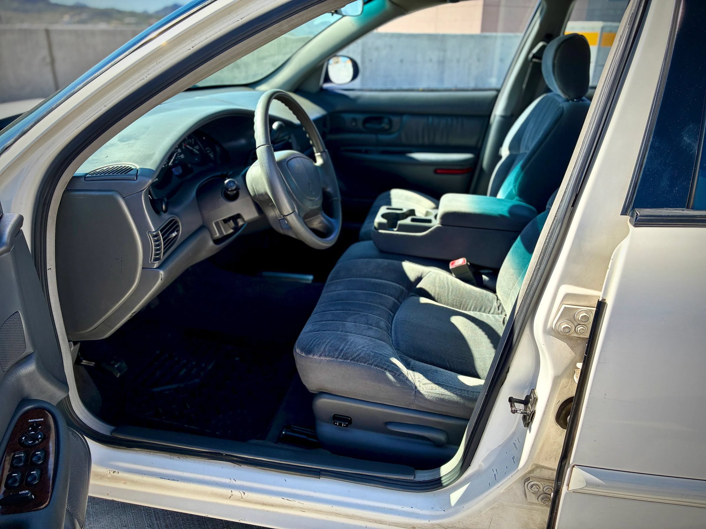 Used 2003 Buick Century Custom FWD image 27
