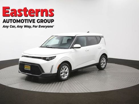 Used 2024 Kia Soul LX w/ Option Group 015 FWD image 55