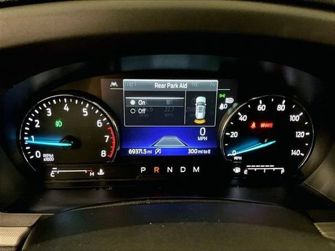 Used 2021 Ford Explorer XLT w/ Equipment Group 202A AWD/4WD image 18