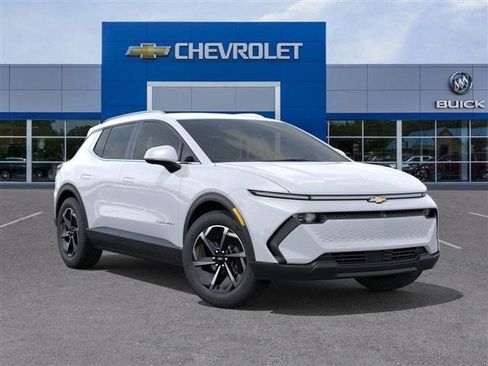 New 2026 Chevrolet Equinox EV LT image 7