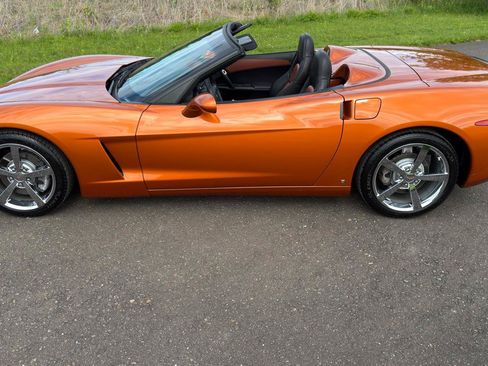 Used 2008 Chevrolet Corvette Convertible w/ Preferred Equipment Group RWD image 29