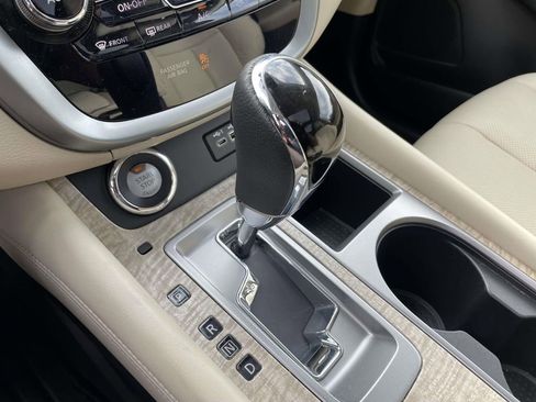 Used 2024 Nissan Murano SL FWD image 26