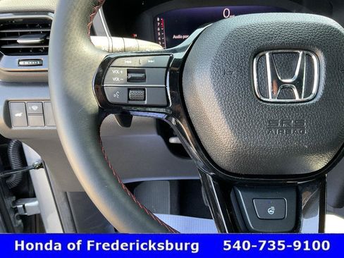 Used 2026 Honda Pilot Black Edition image 36