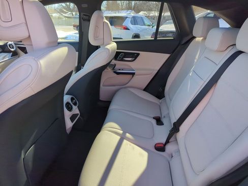 New 2025 Mercedes-Benz GLC 350e 4MATIC image 28