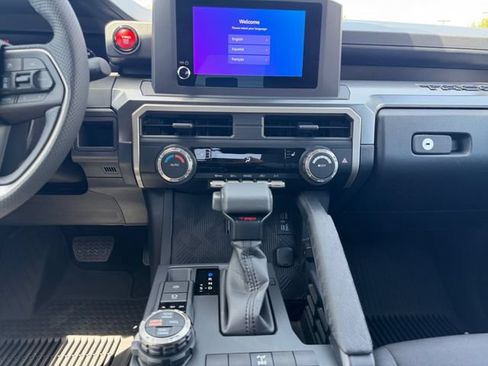 New 2026 Toyota Tacoma TRD Off-Road AWD/4WD image 15