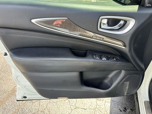 Used 2020 INFINITI QX60 Luxe w/ Essential Package image 11