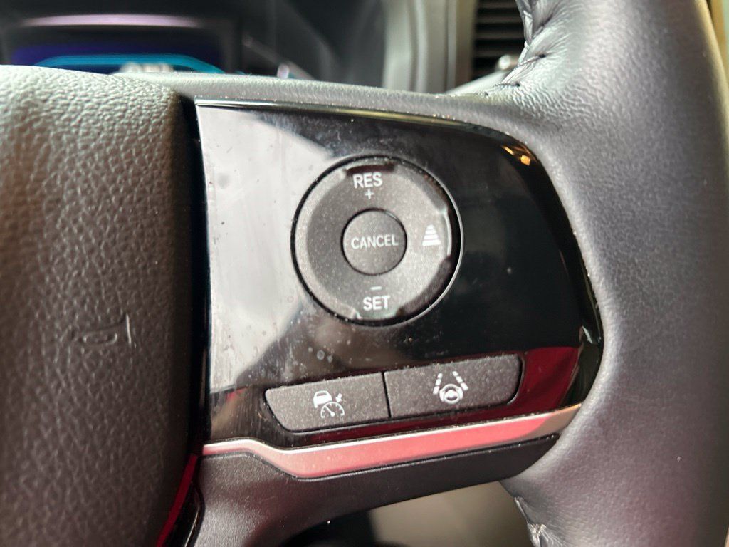 Used 2024 Honda Odyssey Touring image 11