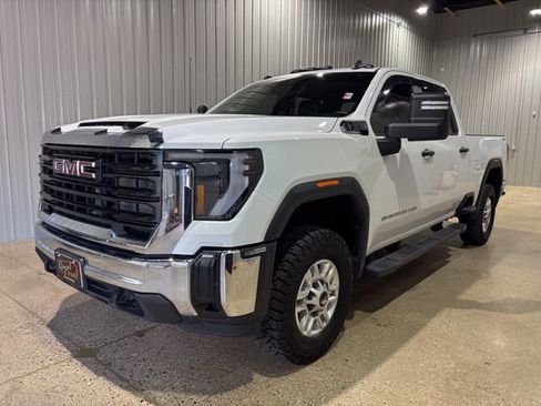 Used 2024 GMC Sierra 2500 Pro AWD/4WD image 1