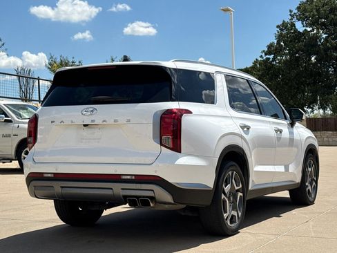 Used 2024 Hyundai Palisade SEL w/ Premium Package FWD image 6