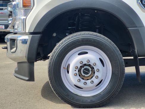 Used 2022 Ford F550 4x4 SuperCab Super Duty image 9