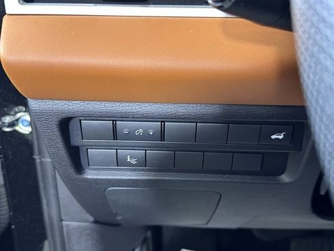 Used 2023 Mitsubishi Outlander SEL 40th Anniversary image 26