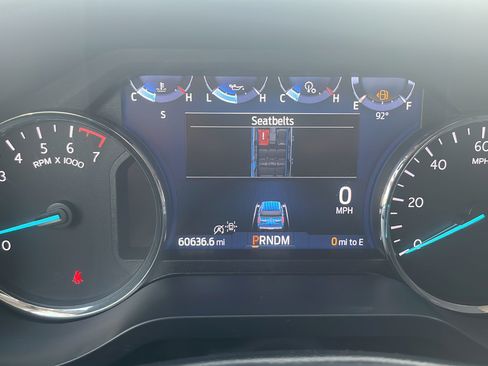 Used 2024 Ford Expedition XLT RWD image 13
