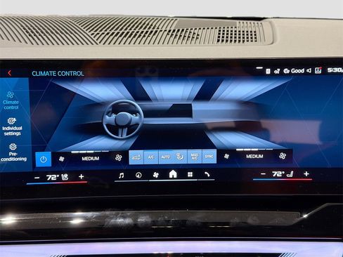 New 2026 BMW M5 Touring image 18