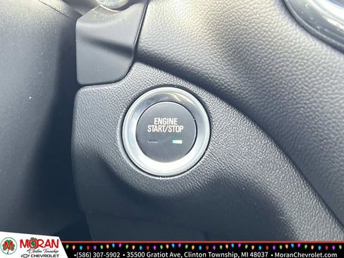 Certified 2023 Chevrolet Equinox LT image 22