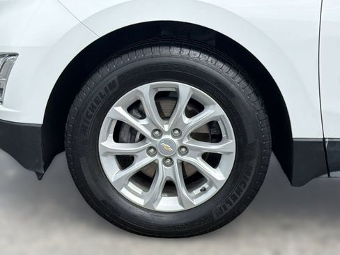 Used 2018 Chevrolet Equinox LT w/ Sun & Infotainment Package FWD image 13