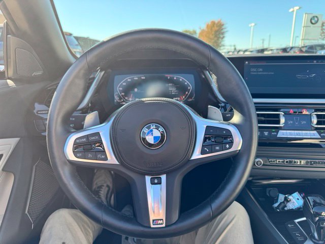 Certified 2023 BMW Z4 M40i w/ Premium Package RWD image 11