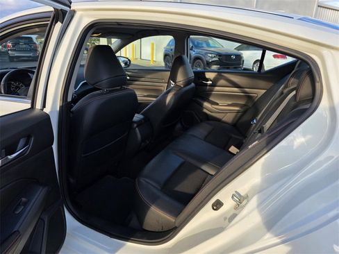 Used 2019 Nissan Altima 2.5 SR image 25