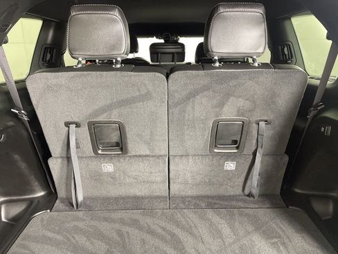 Used 2024 Jeep Grand Cherokee L Laredo image 19