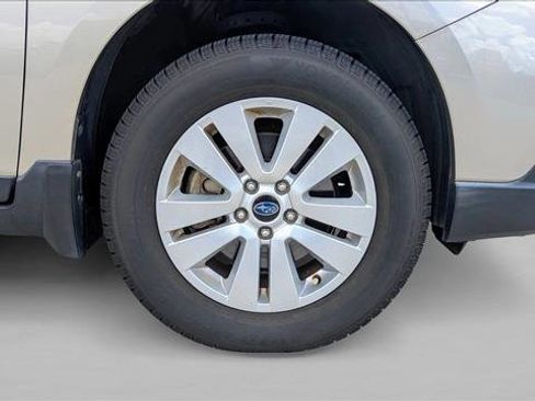 Used 2018 Subaru Outback 2.5i Premium image 23
