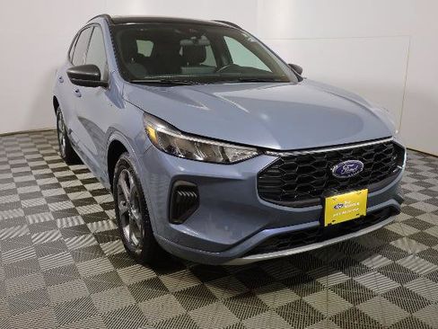 Certified 2023 Ford Escape ST-Line w/ Tech Pack #1 AWD/4WD image 5