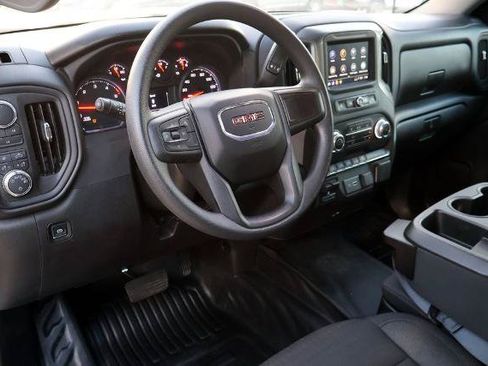 Used 2025 GMC Sierra 2500 Pro w/ 1SA Pro Safety Plus Package AWD/4WD image 17