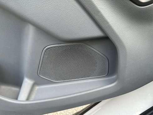 Used 2018 Ford Transit 350 XLT image 16